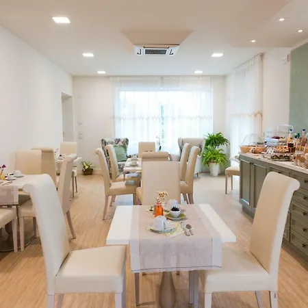 Incanto Di Luna Hotell 3*
